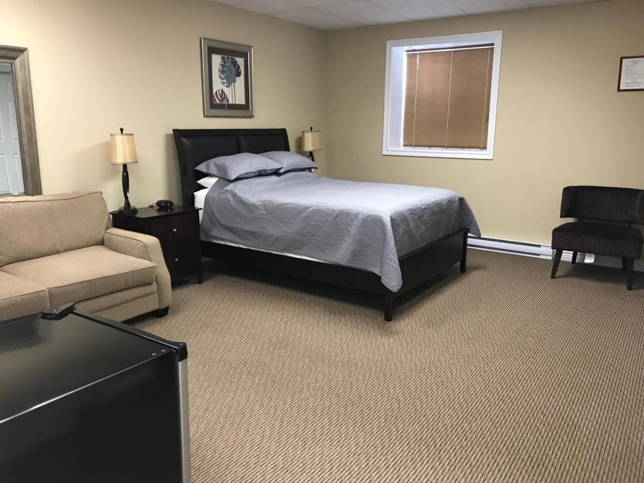 Riverview Suites Clarenville Exteriör bild